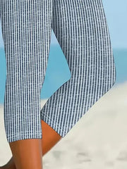 Striped Print Elastic Waist H-Line Capri Leggings