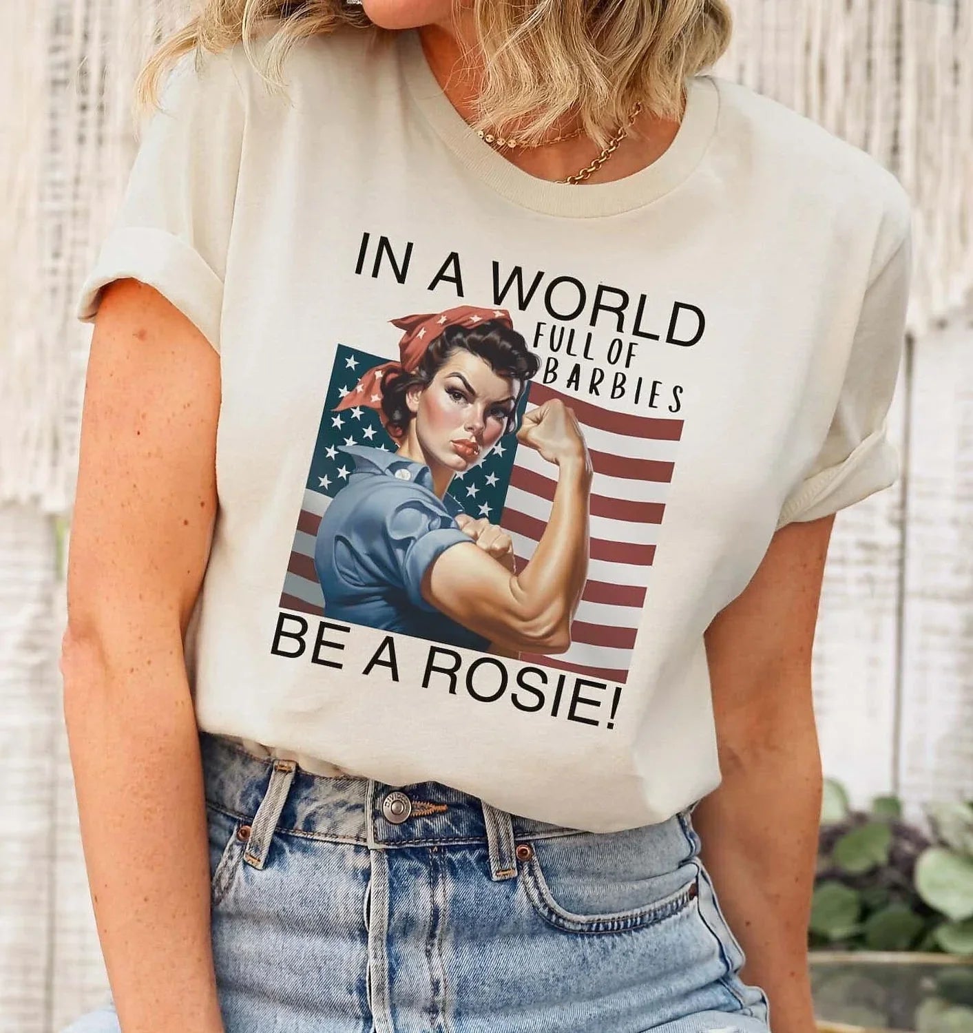Vintage Rosie the Riveter American Flag Crew Neck Cotton T-Shirt