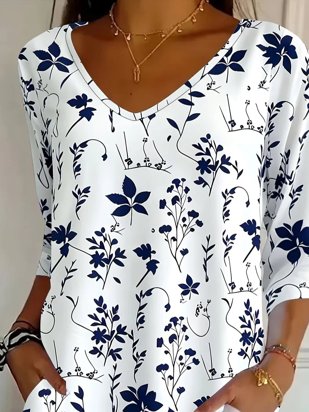 Casual Blue Floral V Neck Three Quarter Sleeve Loose Graphic T-Shirts